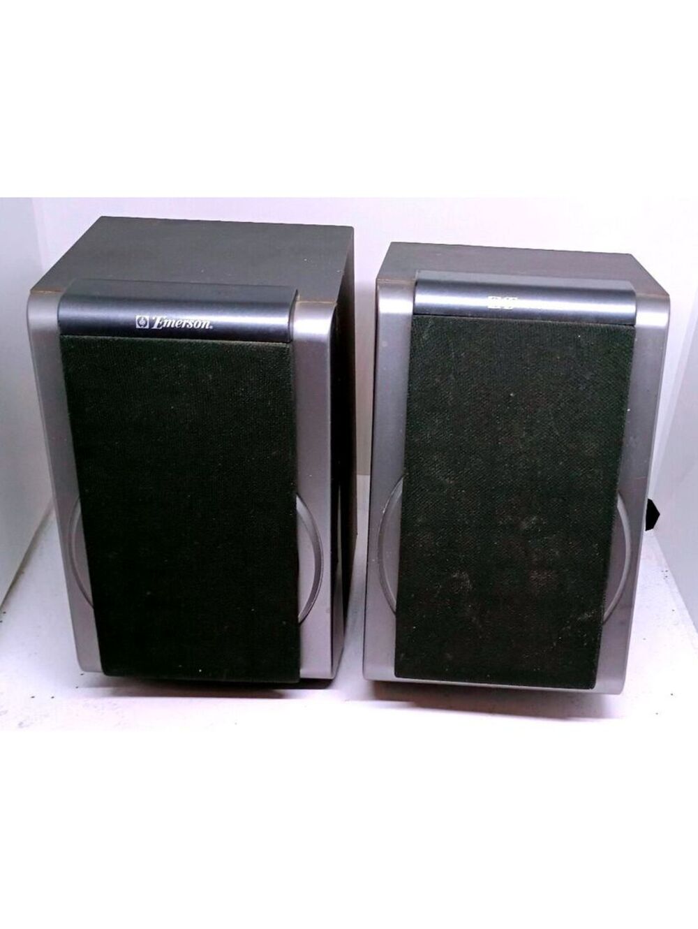 Emerson Vintage Pair of Stereo Speakers Model C-1407